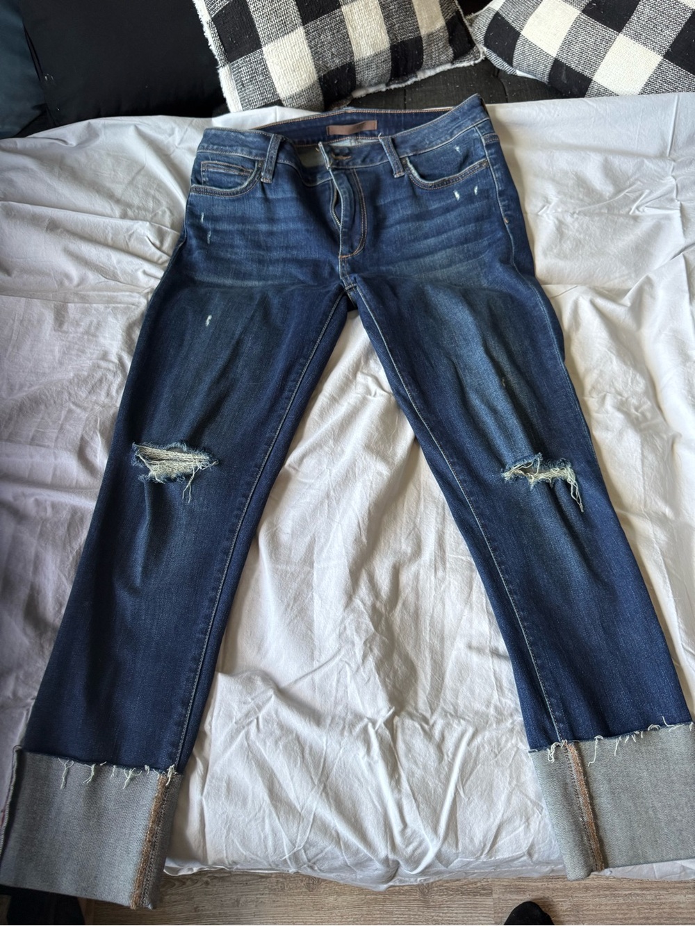 Joe's Jeans Dark Blue Distressed Cropped Ankle Jeans